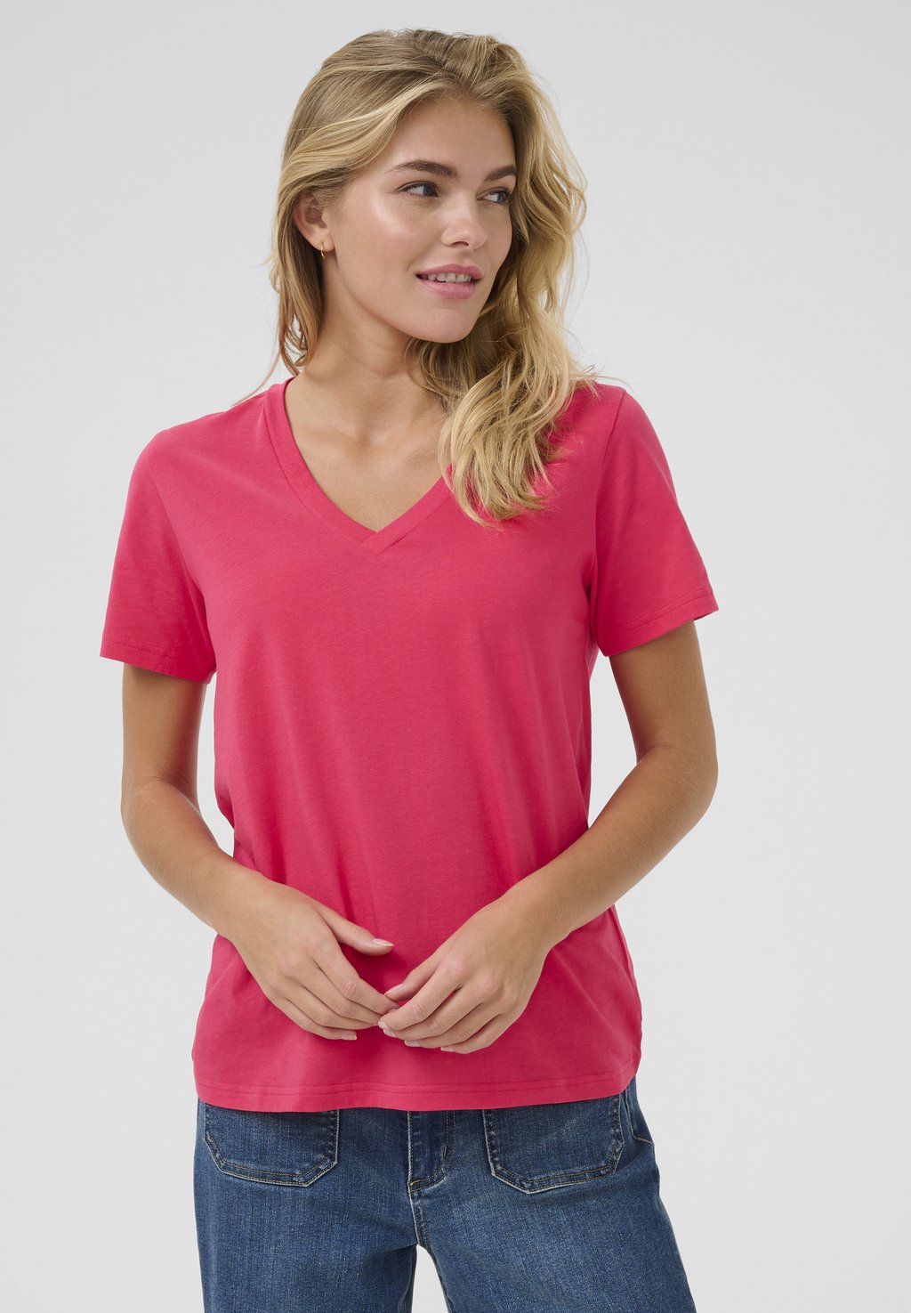 

Базовая футболка KAMARIN V-NECK Kaffe, красный