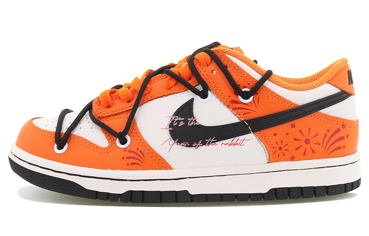 

Кроссовки Nike Dunk Skateboarding Shoes Women's Low-top Black/White/Orange, цвет Orange