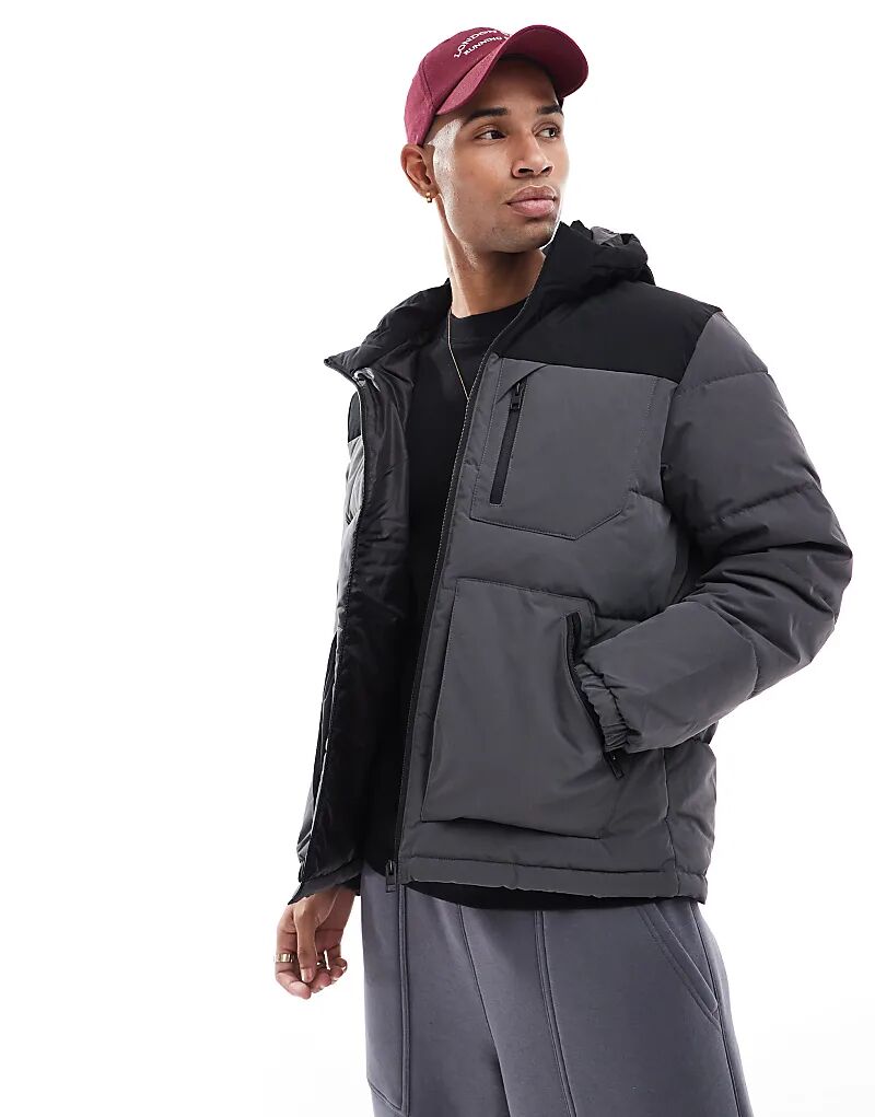 

Пуховик в стиле колор-блок темно-серого и черного цветов Jack & Jones