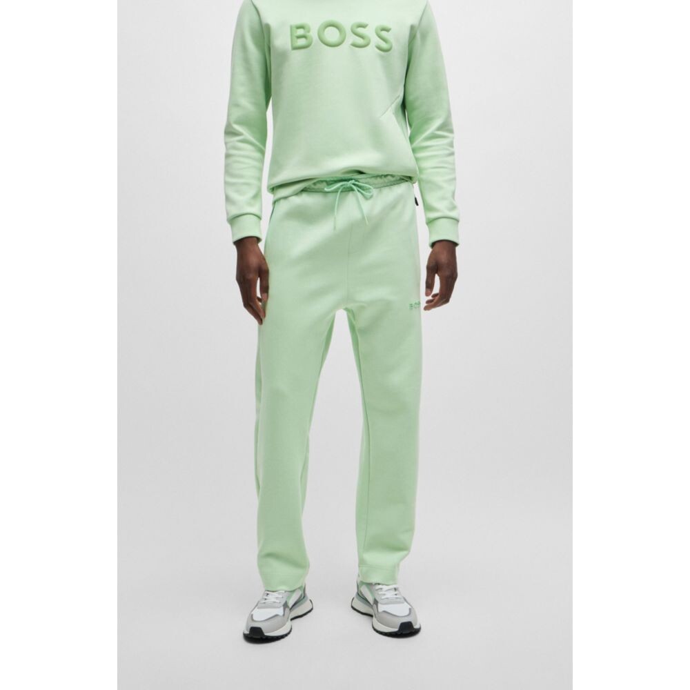 

Спортивные брюки с открытым подолом и 3D-логотипом. BOSS, цвет Light Green