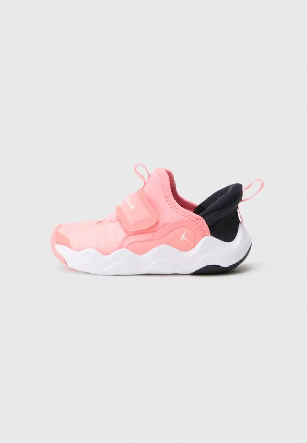 Детские кроссовки jordan 23 easyon унисекс Jordan, Pink Gaze/White/Black