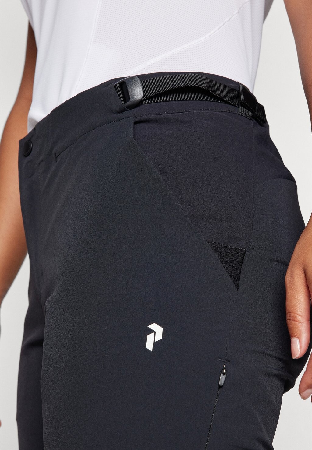 

Брюки для активного отдыха TRAIL PANTS Peak Performance, черный
