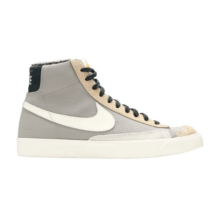 

Кроссовки Nike Blazer Mid 'Hike Nike', серый