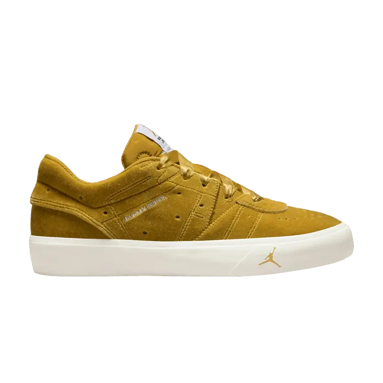 

Кроссовки Air Jordan Wmns Jordan Series.05 SE Gold Velvet, золотой