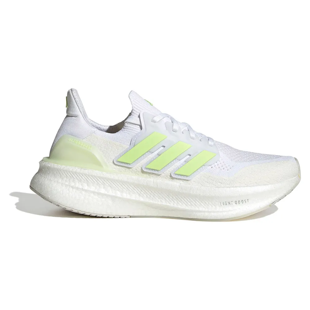 Беговые кроссовки adidas Ultraboost 5, белый
