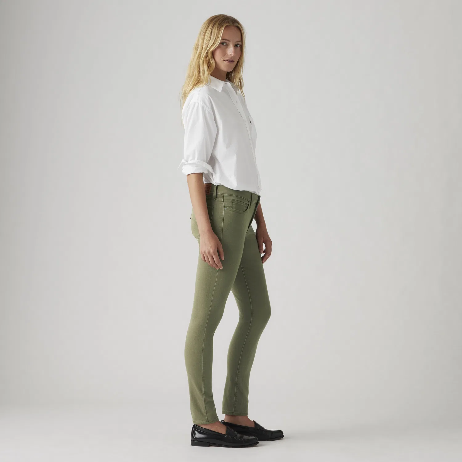 311 Формирующие узкие женские джинсы Levi's, Green — фото 4