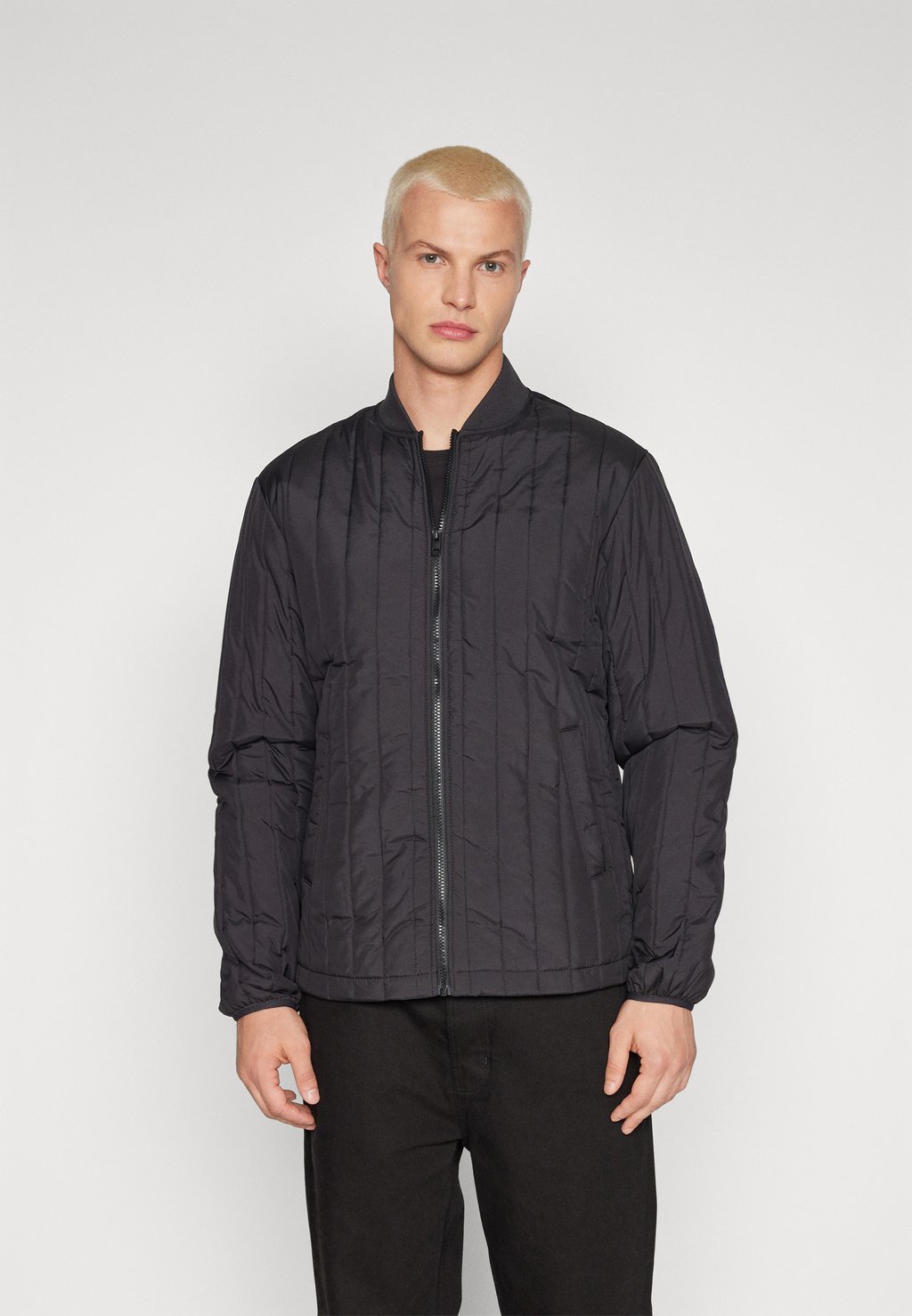 

Сумка для развлечений Jack & Jones JJECITY LINER NOOS, черный