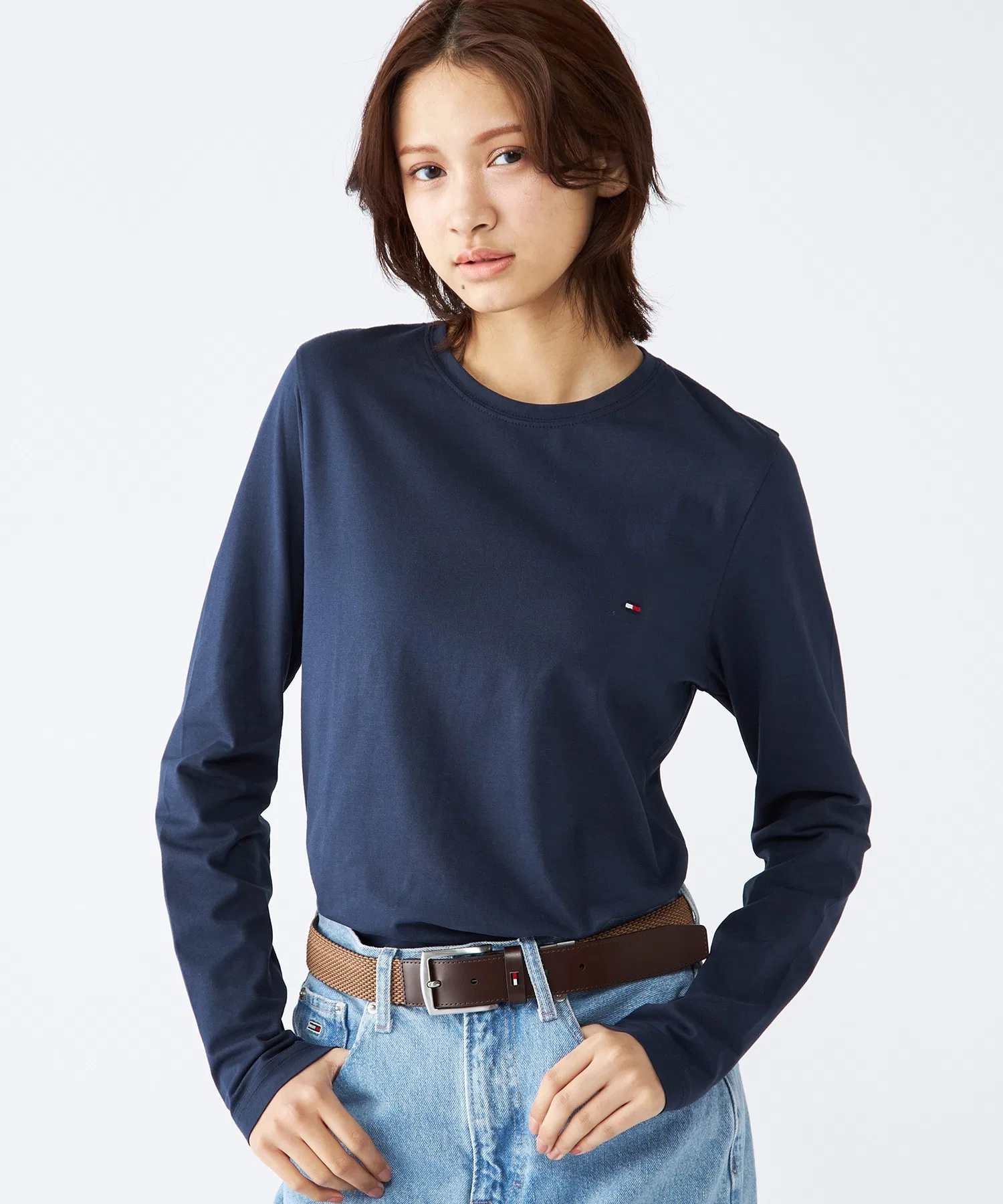 Унисекс футболка Tommy Hilfiger с логотипом, тёмно-синяя