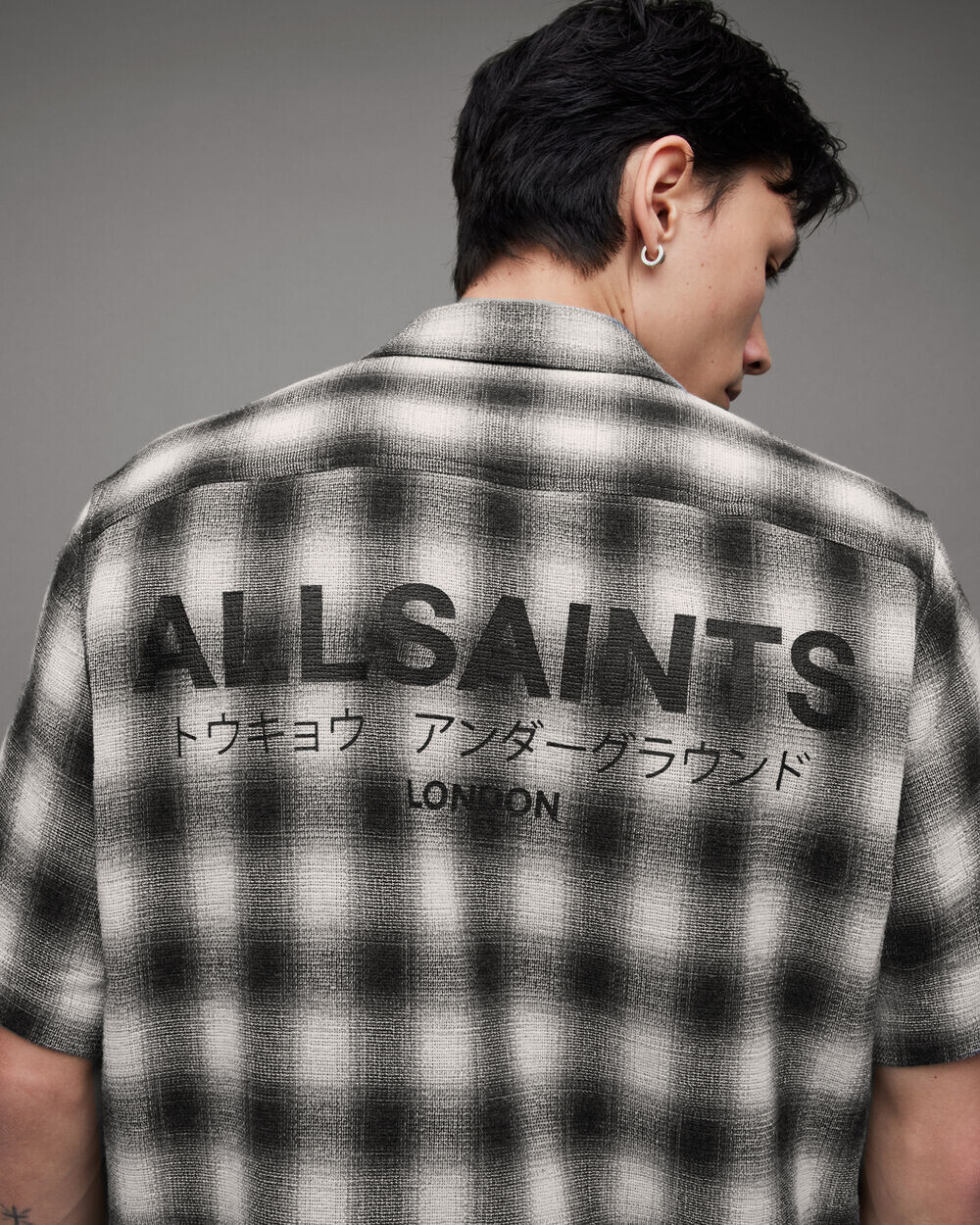 

Рубашка в свободную клетку с логотипом Underground AllSaints, белый