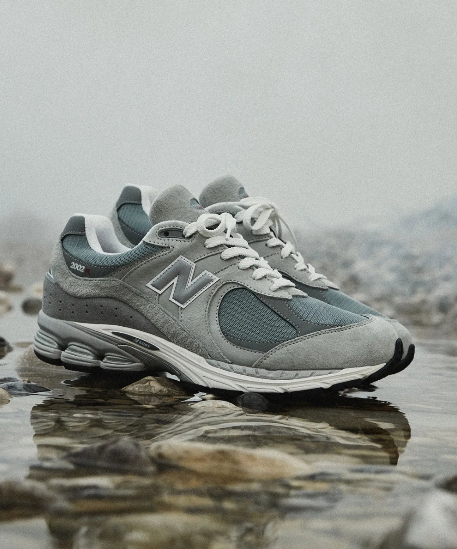 Кроссовки с Gore-Tex и технологией N ERGY 2002R GTX New Balance серые — фото 2