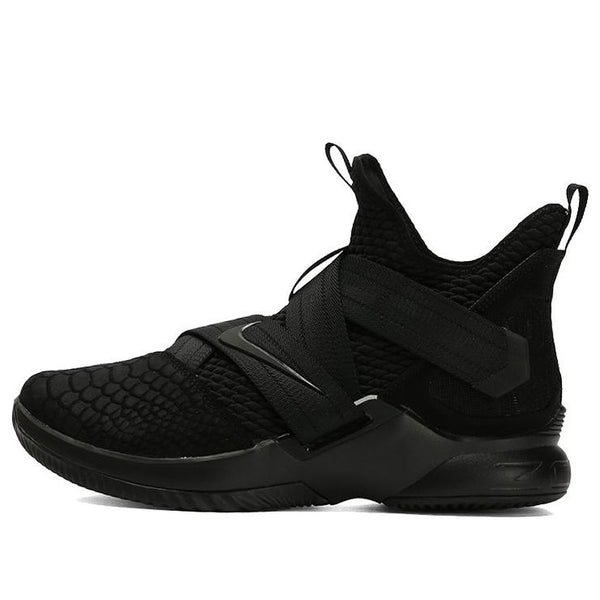 

Кроссовки Nike LeBron Soldier 12 SFG EP 'Triple Black', черный