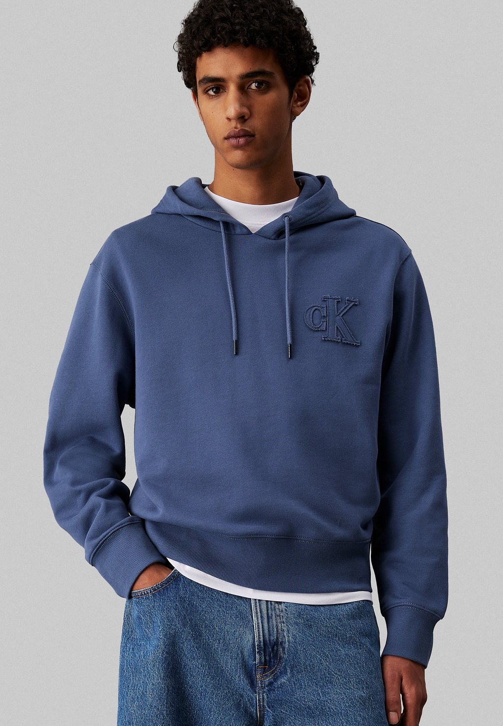 

Толстовка LOGO APPLIQUÉ con cappuccio Calvin Klein Jeans, синий