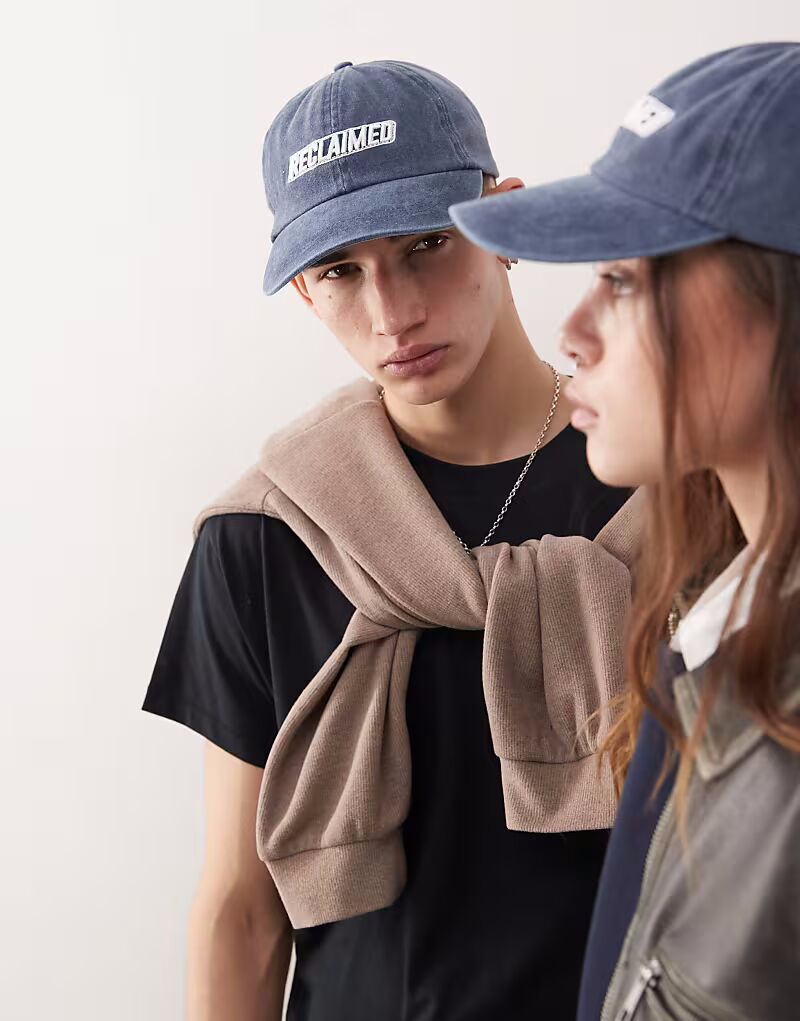 

Кепка унисекс с логотипом темно-синего цвета Reclaimed Vintage
