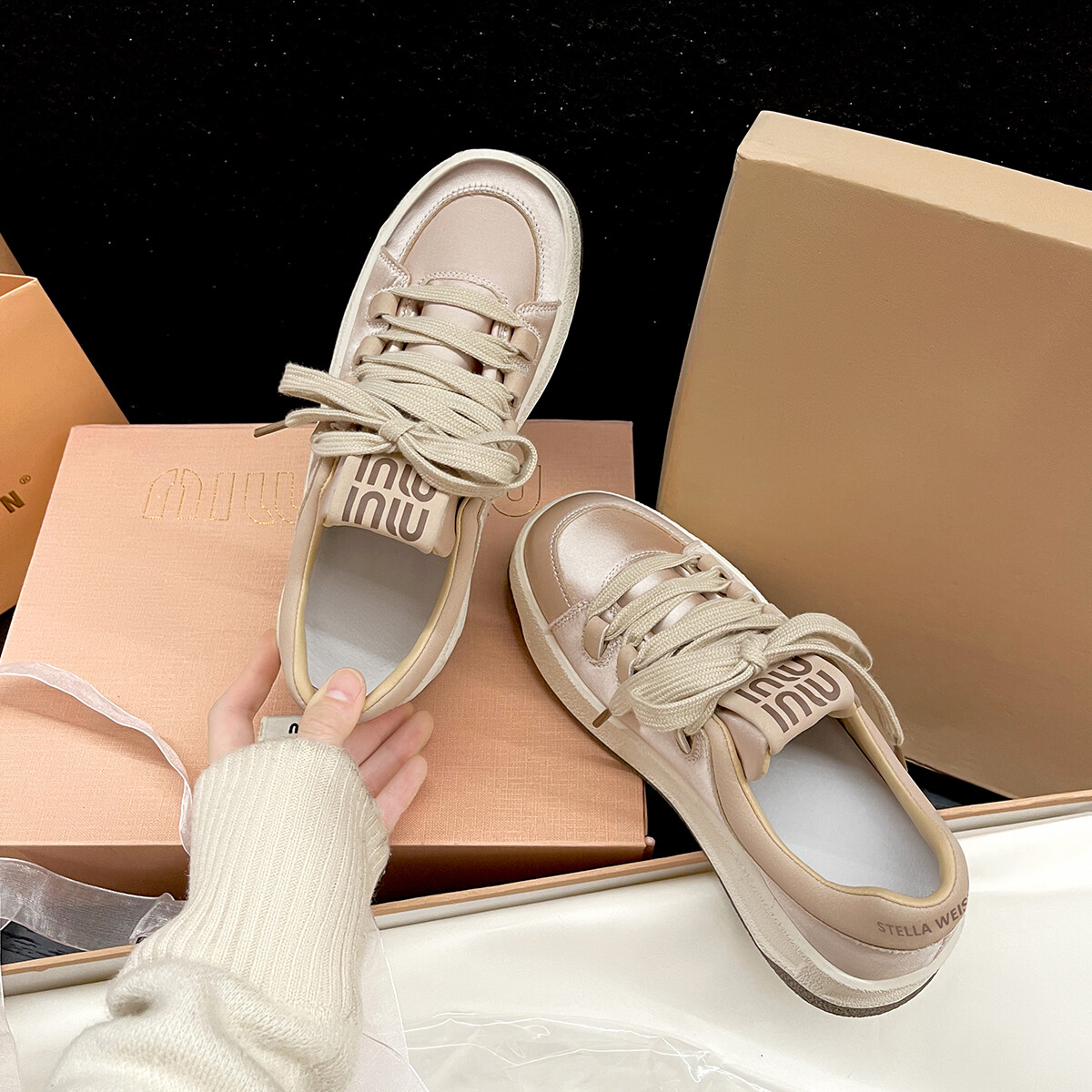 

Кроссовки STELLA WEISZ Skateboarding Shoes Women's Low-top, цвет Champagne