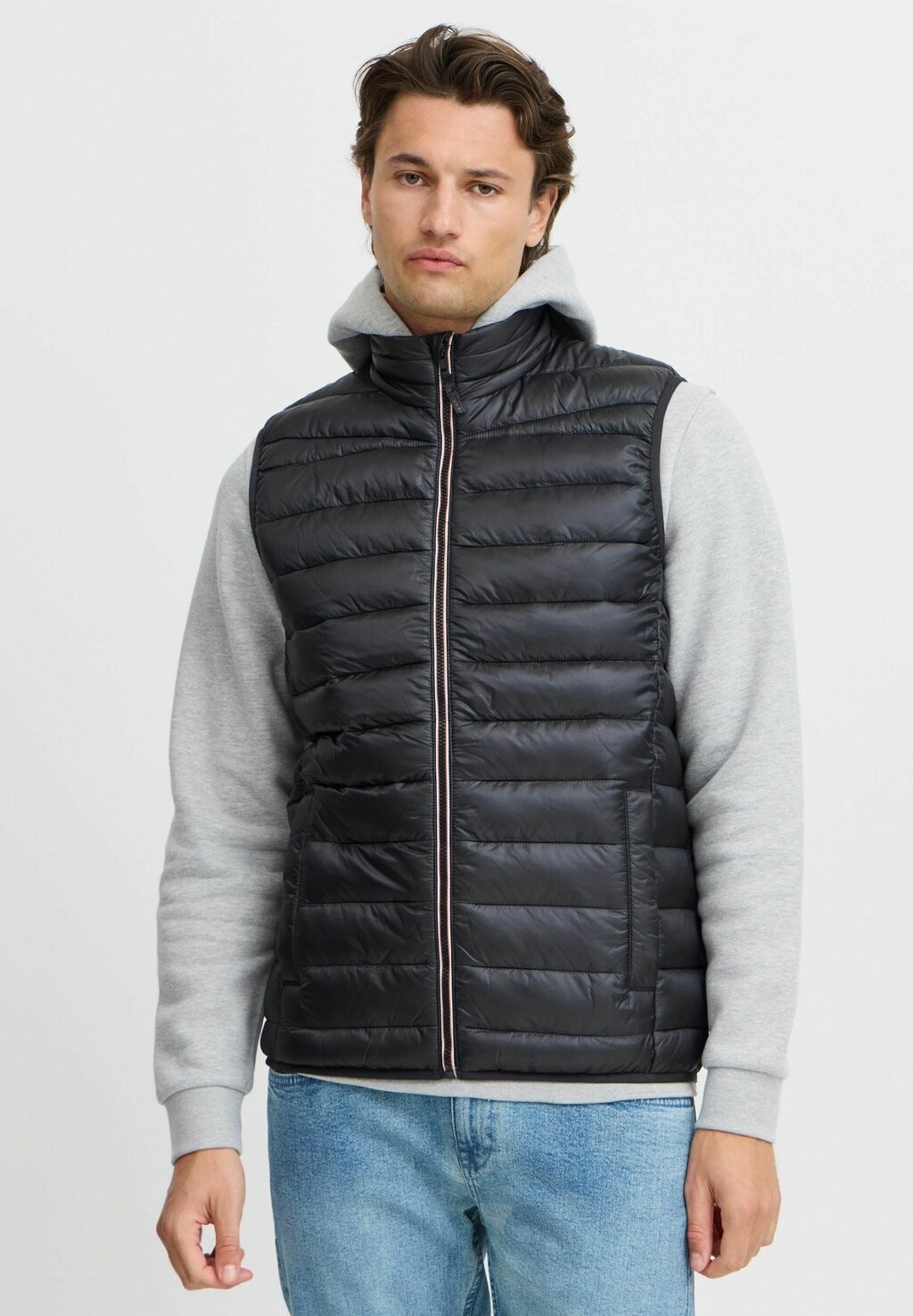 

Жилет OUTERWEAR Blend, черный