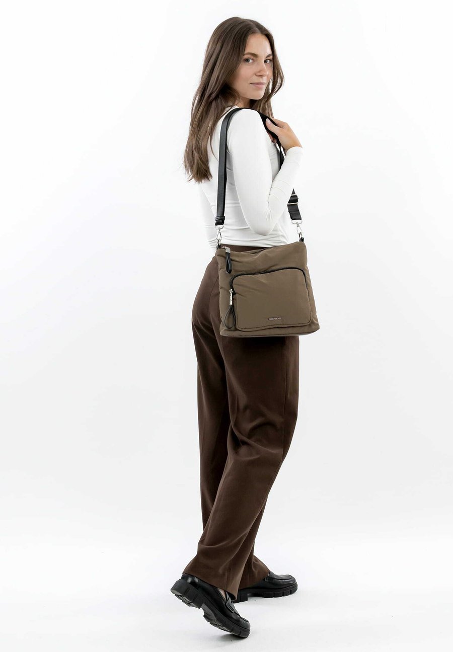 

Сумка кросс-боди Emily & Noah Cross body bag, Taupe/Light Brown