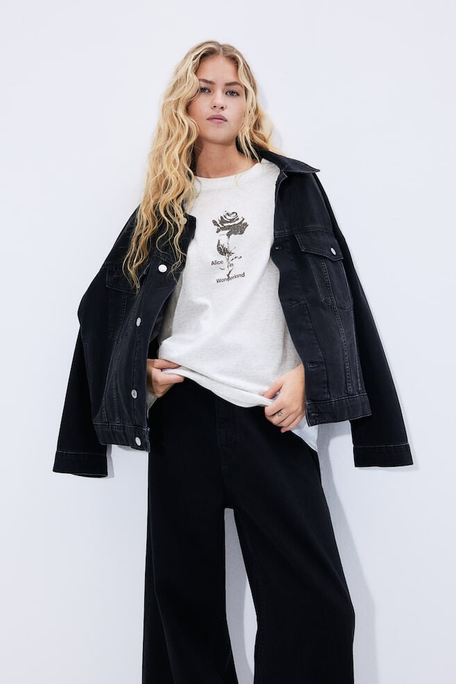

Футболка оверсайз с принтом H&M, серый