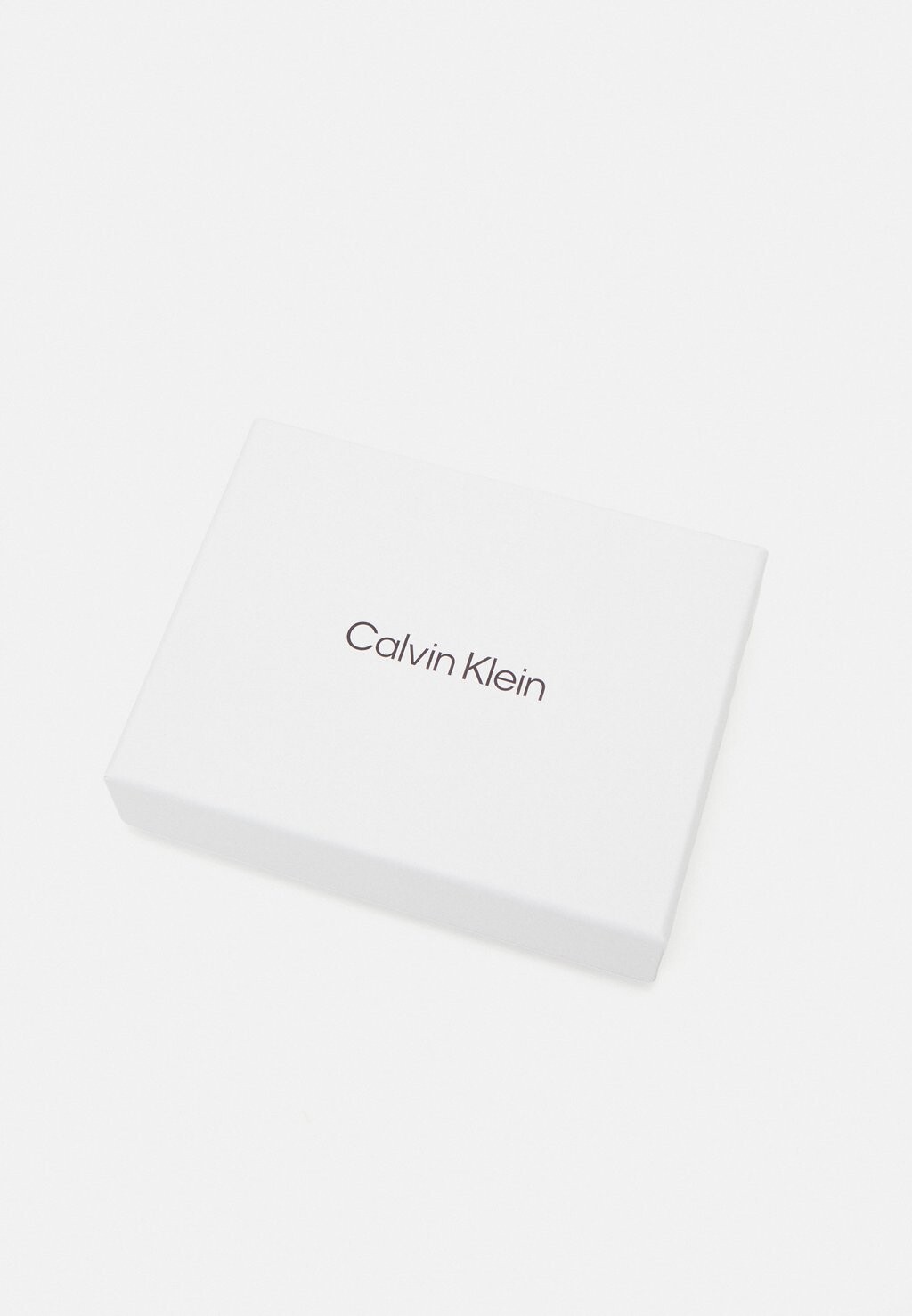 

Кошелек Linear Trifold Calvin Klein, черный
