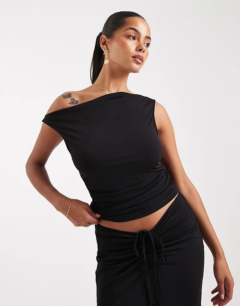 

Облегающий топ без рукавов с разрезом на горловине Vero Moda, черный цвет