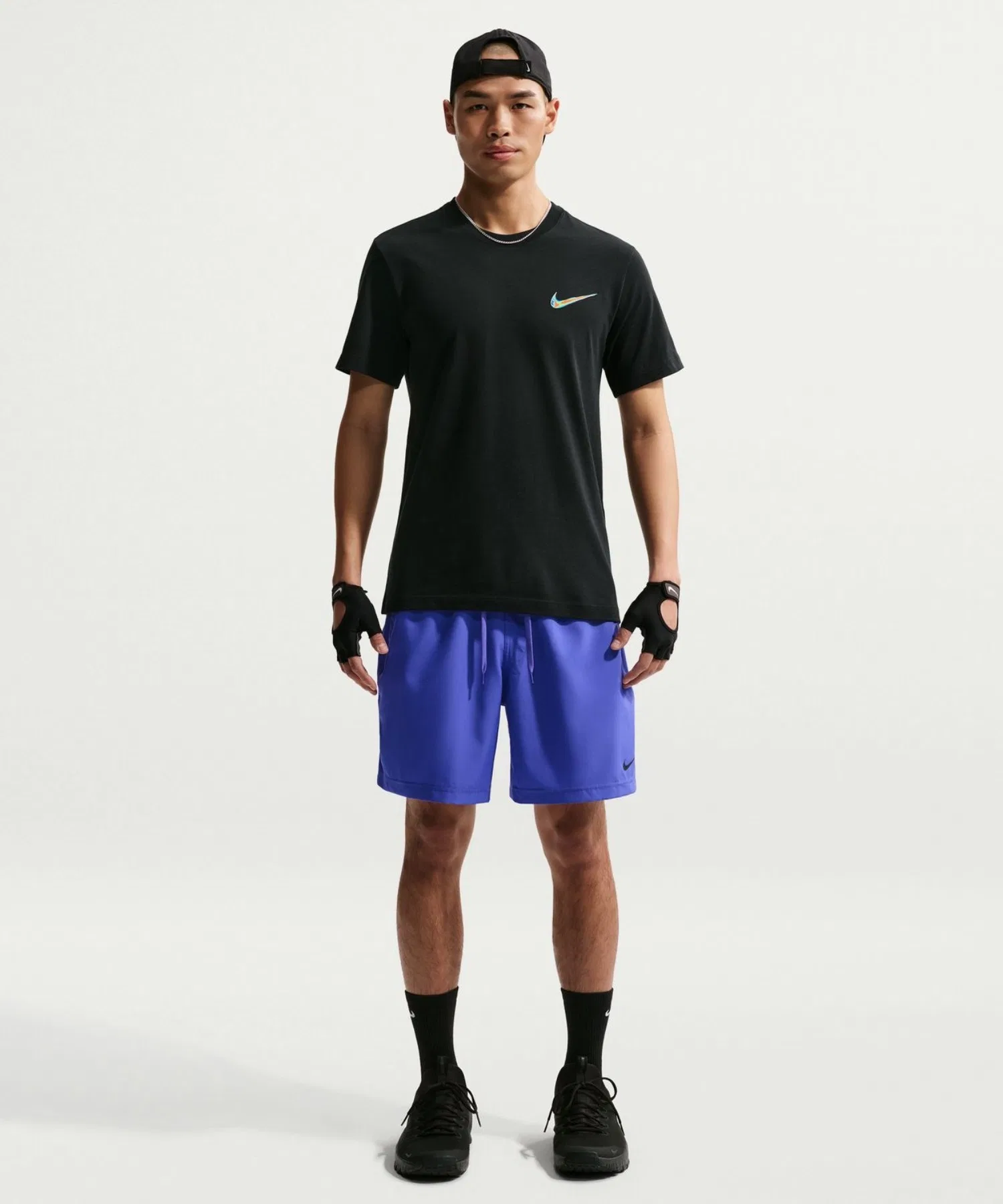 Мужские спортивные шорты NIKE DF FORM GFX серые — фото 3