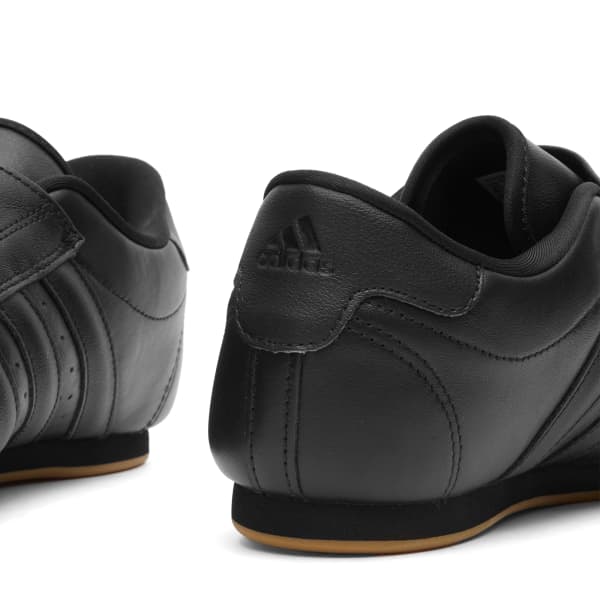Кроссовки для тхэквондо Adidas, Core Black & Gum — фото 3