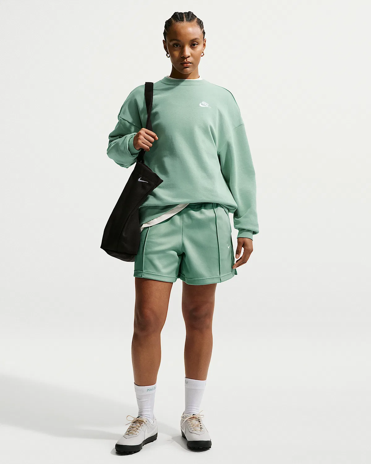 Женские шорты для бега Nike Sportswear из полиэстера со средней посадкой, Steam/Steam/Sail