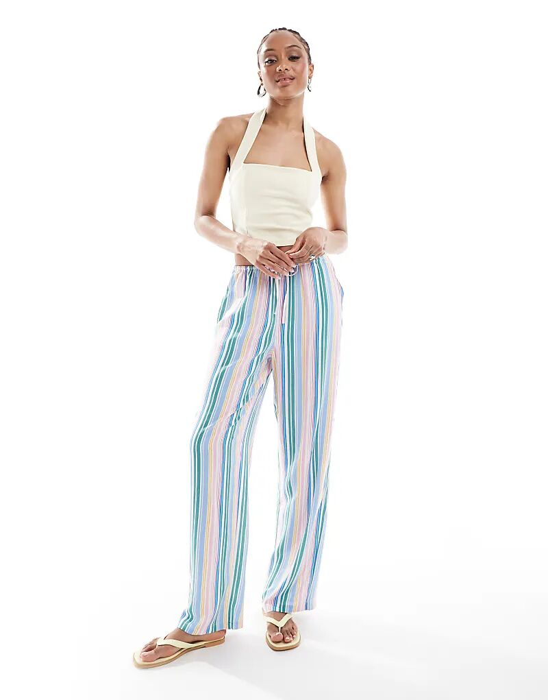 

Широкие брюки Vero Moda Tall Easy с завязкой на талии в полоску