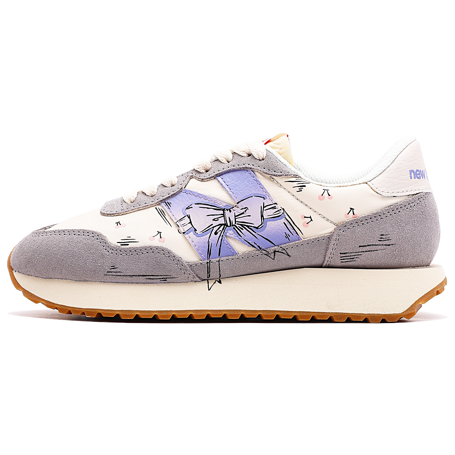 

Кроссовки NB 237 унисекс с низким верхом серые/белые New Balance