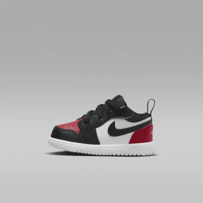 

Кроссовки Jordan 1 Low Alt, цвет White/Varsity Red/White/Black