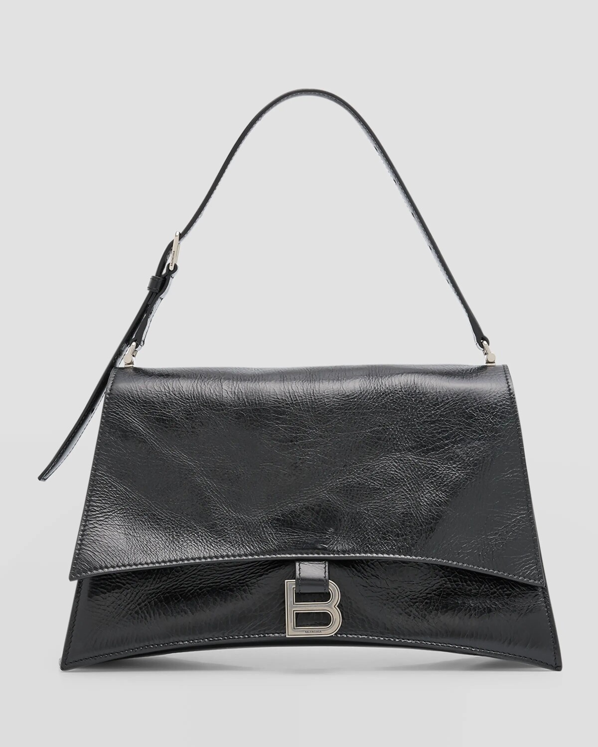 

Сумка-слинг Crush среднего размера Balenciaga, цвет 1000 Black