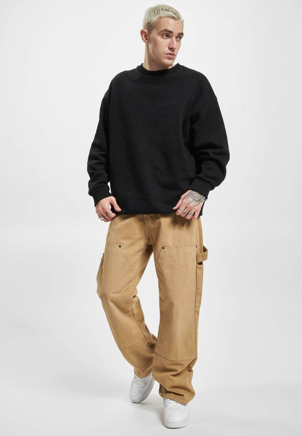 

Джинсы свободного кроя CONNECTICUT Rocawear, коричневый