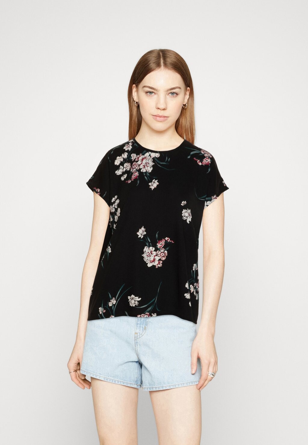 

Блузка Vero Moda, черный