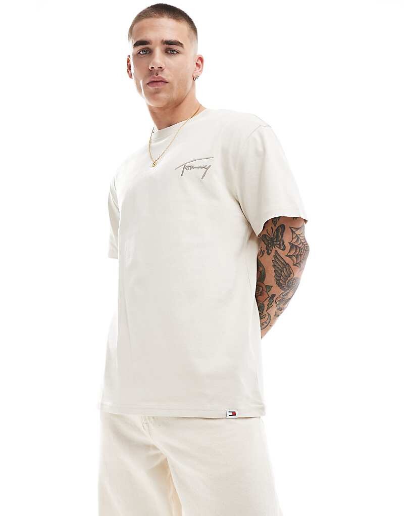 

Белоснежная фирменная футболка Regular Tommy Jeans