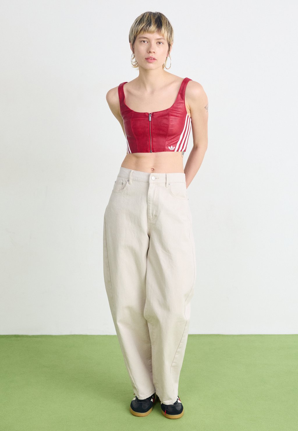 

Топ adidas Originals, красный