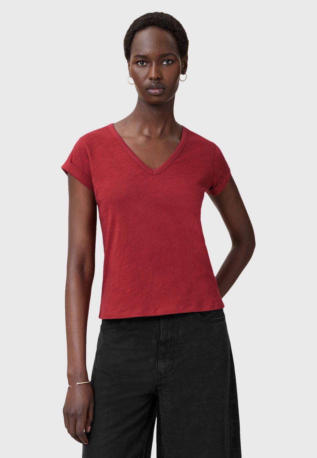 

Базовая футболка TEE AllSaints, красный