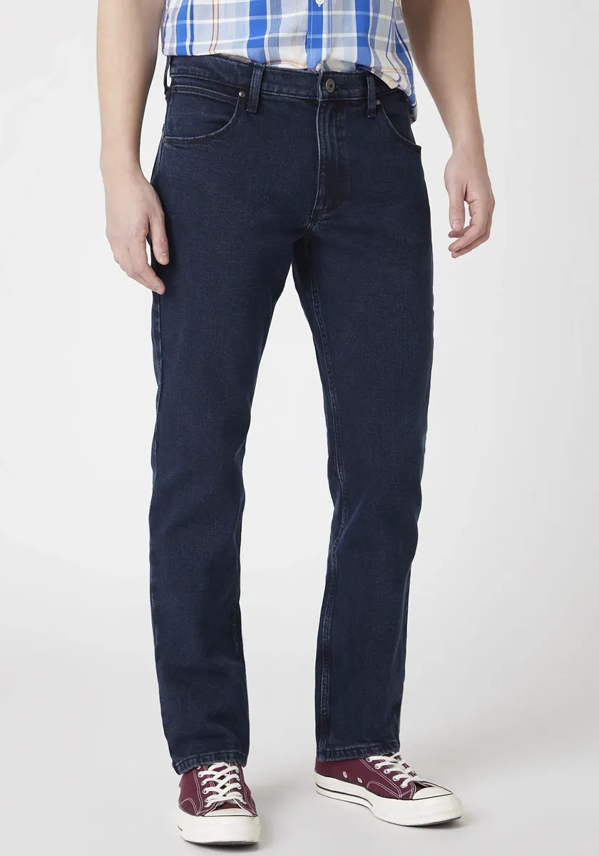 

Джинсы Wrangler обычного кроя "Authentic Regular", черный