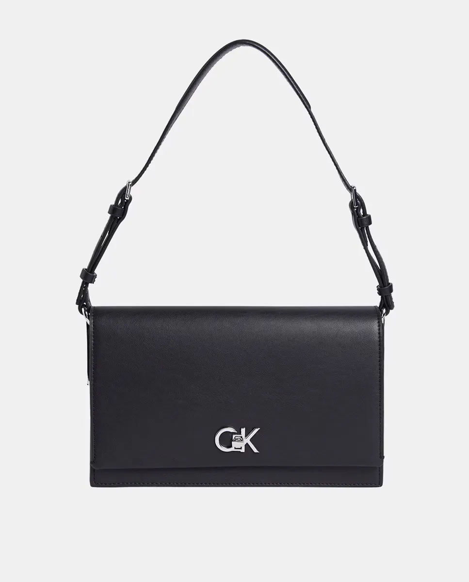 

Сумка через плечо с металлической монограммой Calvin Klein, черный