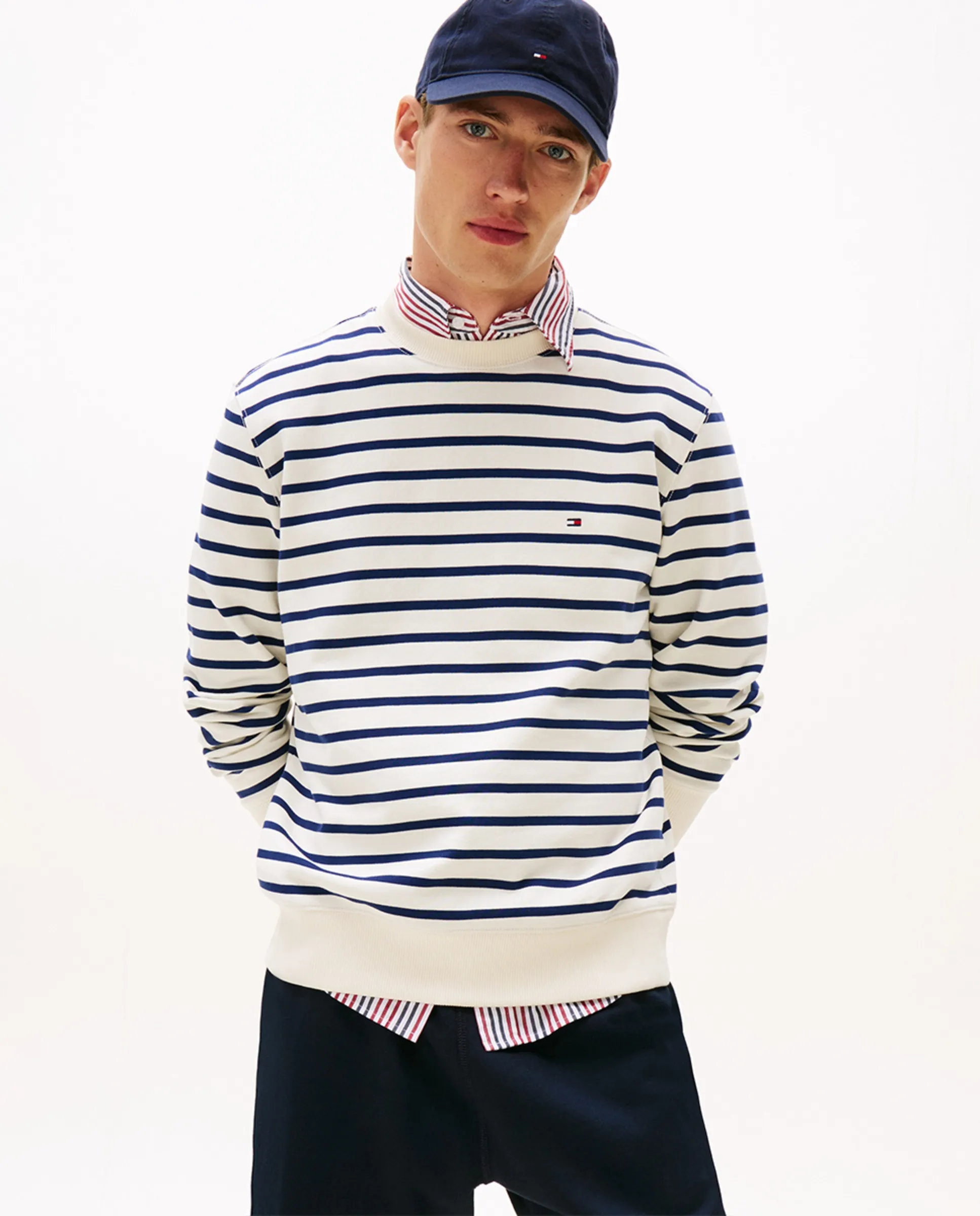 

Мужская толстовка с принтом без капюшона Tommy Hilfiger, темно-синий
