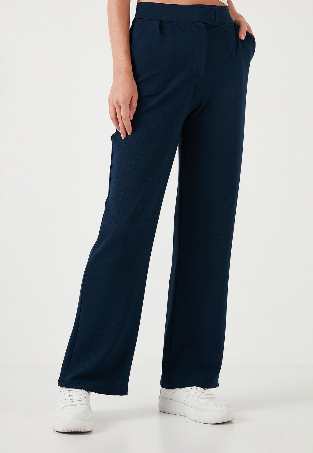 

Брюки REGULAR FIT LELA, темно-синий