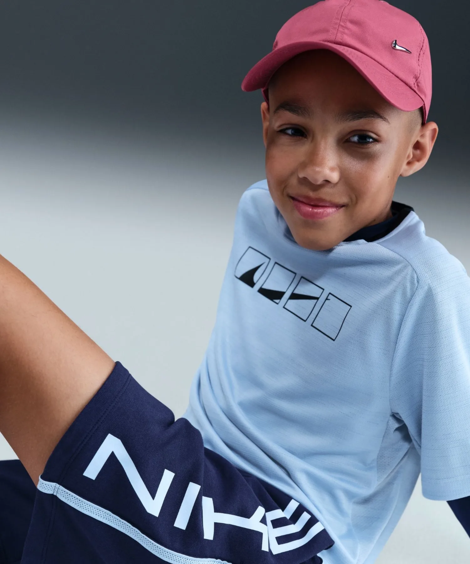 Детские шорты с Dri-FIT технологией Nike HJ3709-410 темно-синие — фото 2