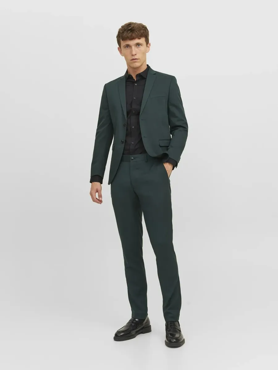 

Костюм Jack & Jones "JPRFRANCO SUIT NOOS", облегающий крой, цвет Darkest Spruce Fit:Super Slim Fit