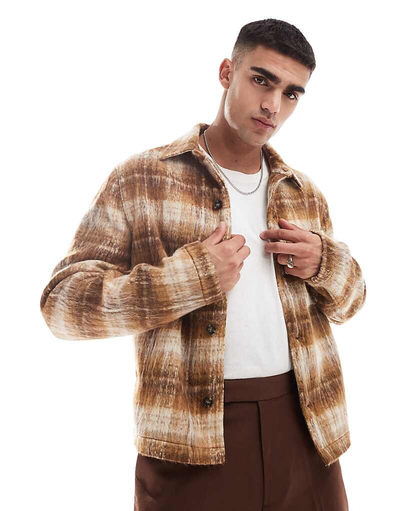 

Коричневая шерстяная куртка в клетку ASOS DESIGN