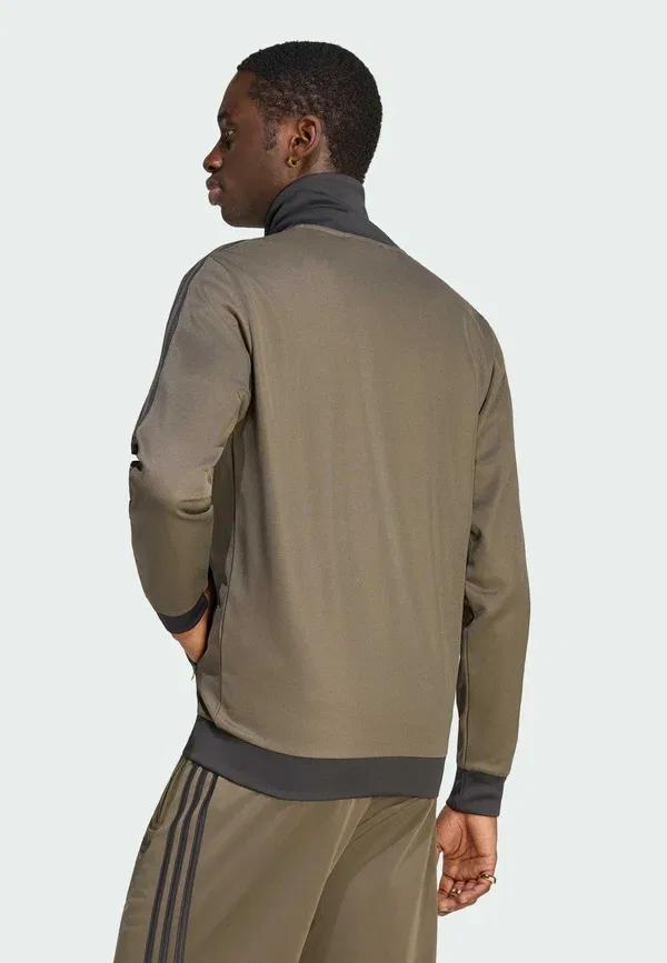 Толстовка на молнии Beckenbauer tt zip up sweatshirt Adidas Originals, цвет ветка — фото 2