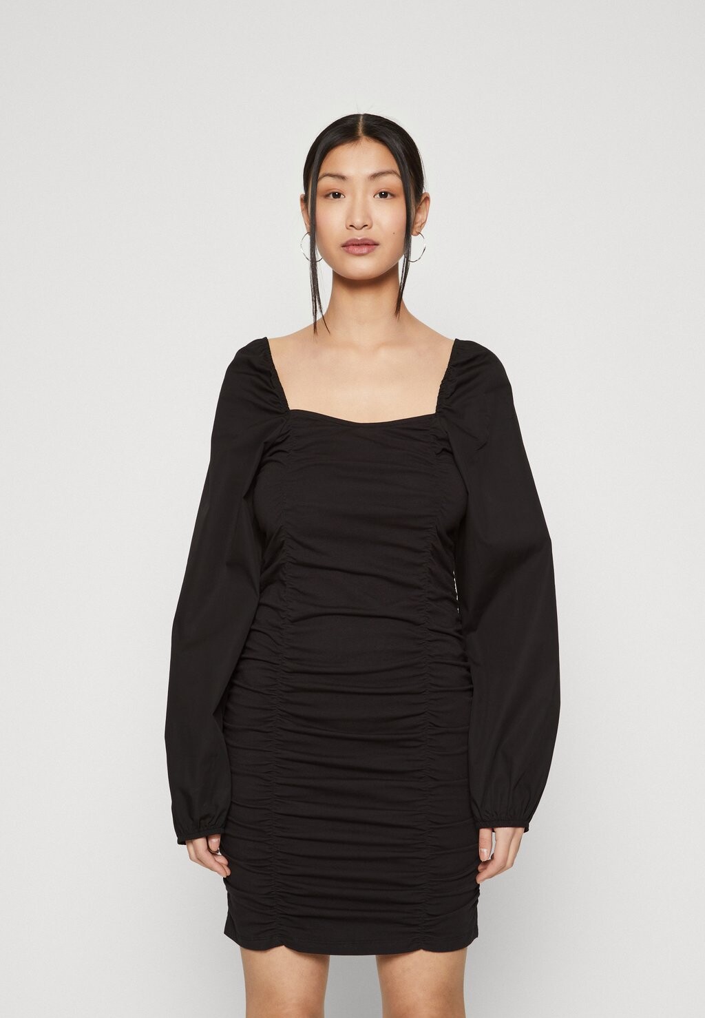 

Платье из джерси PCMALYSIA MINI DRESS Pieces, черный
