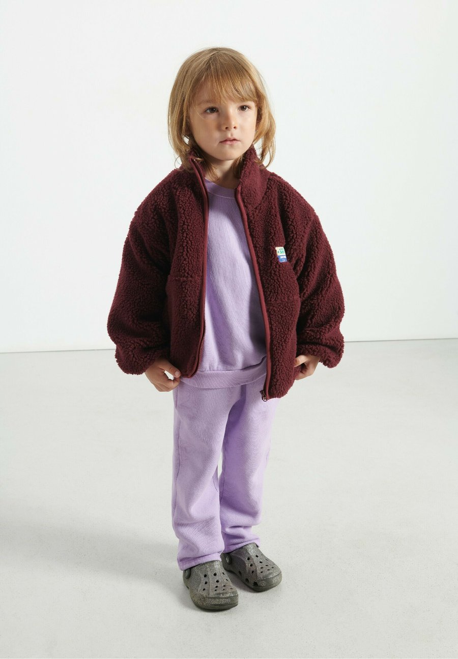 

Флисовая куртка American Vintage HOKTOWN, Bordeaux Chine/Mottled Bordeaux