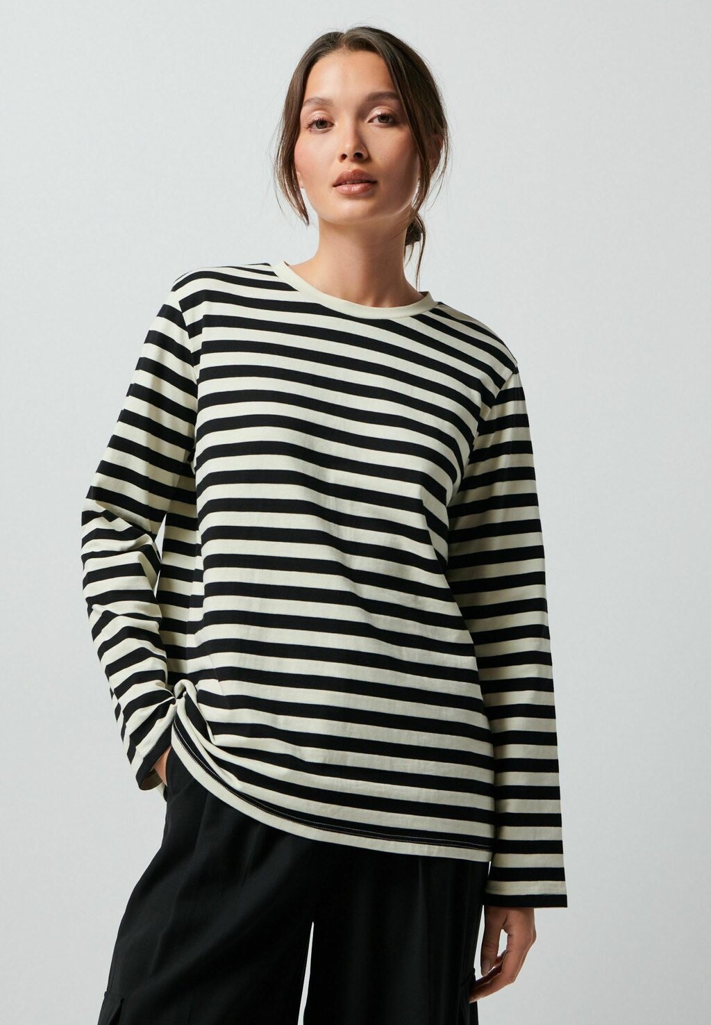 

Топ с длинными рукавами HEAVYWEIGHT STANDARD Next, цвет black ecru stripe