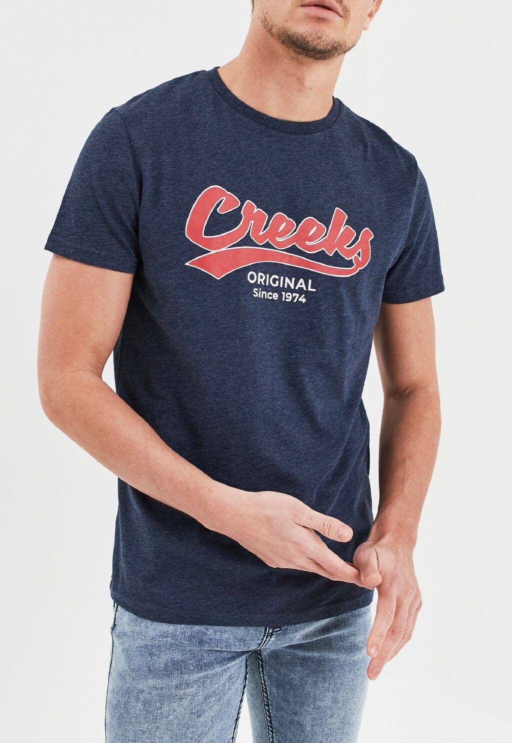 

Футболка с принтом American Inspiration Fashion Cool Easy Short Sl Creeks, цвет navy blue