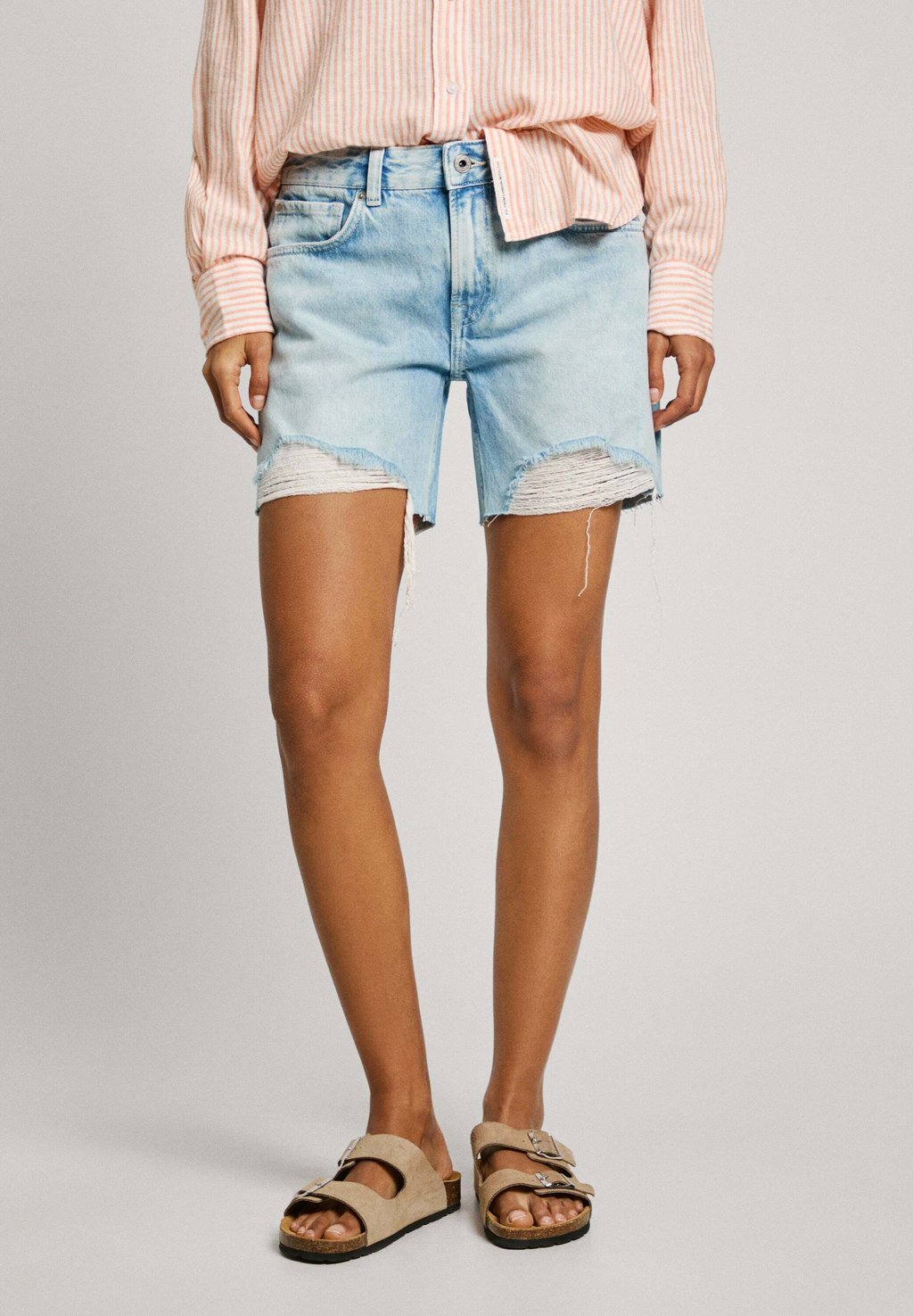 

Джинсовые шорты REGULAR DISTRESSED Pepe Jeans, цвет Denim