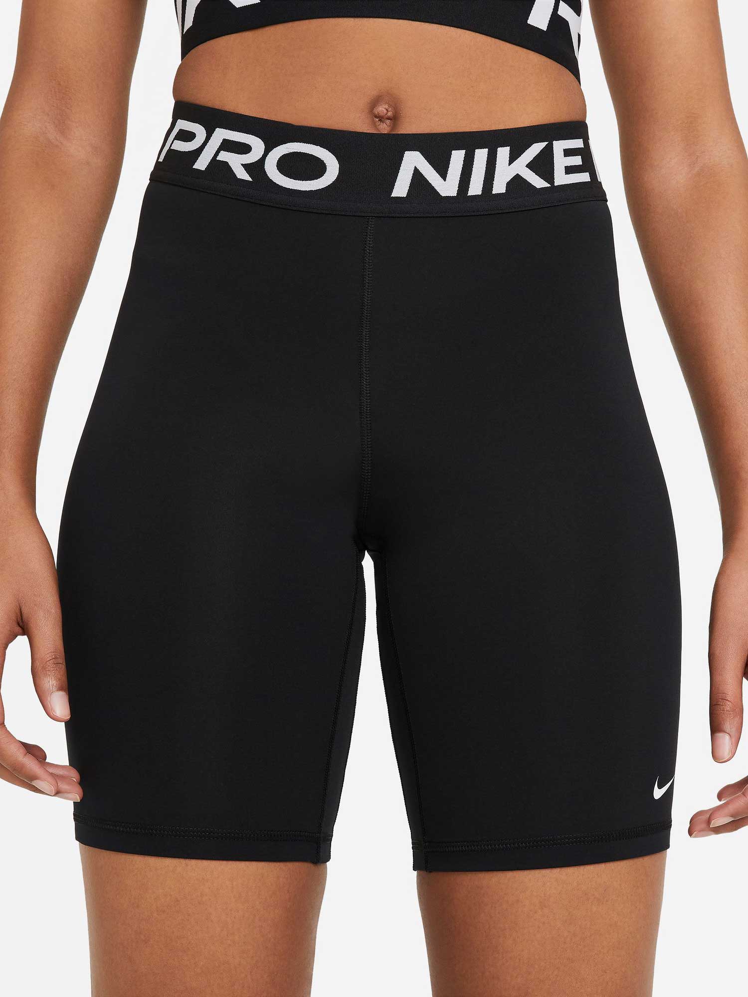 

Тайтсы Nike W NP 365 SHORT 8IN, черный