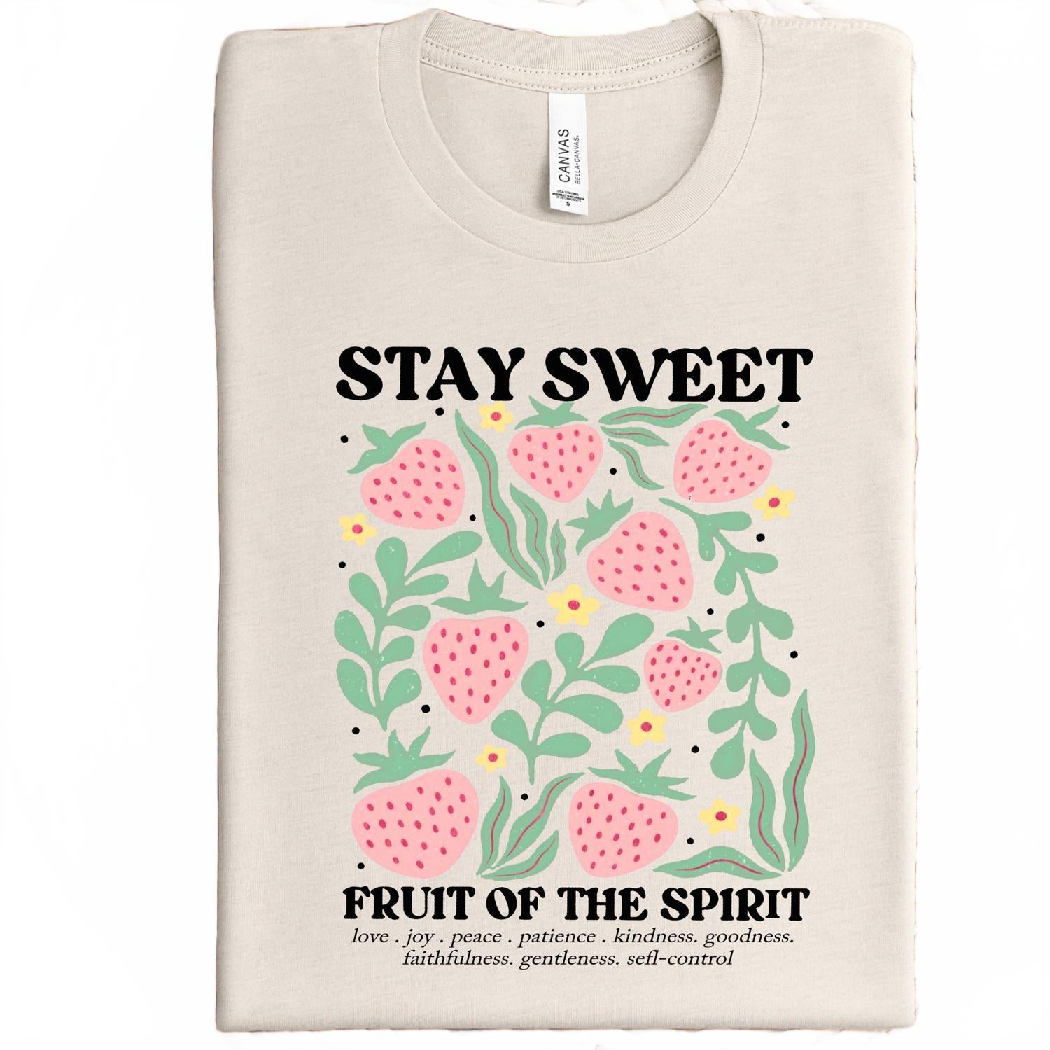 

Женская футболка Faithful Strawberry Graphic Tee из серии Stay Sweet Fruit Of The Spirit Bella + Canvas, Stay Sweet Fruit Of The Spirit, Красный, Женская футболка Faithful Strawberry Graphic Tee из серии Stay Sweet Fruit Of The Spirit Bella + Canvas, Stay